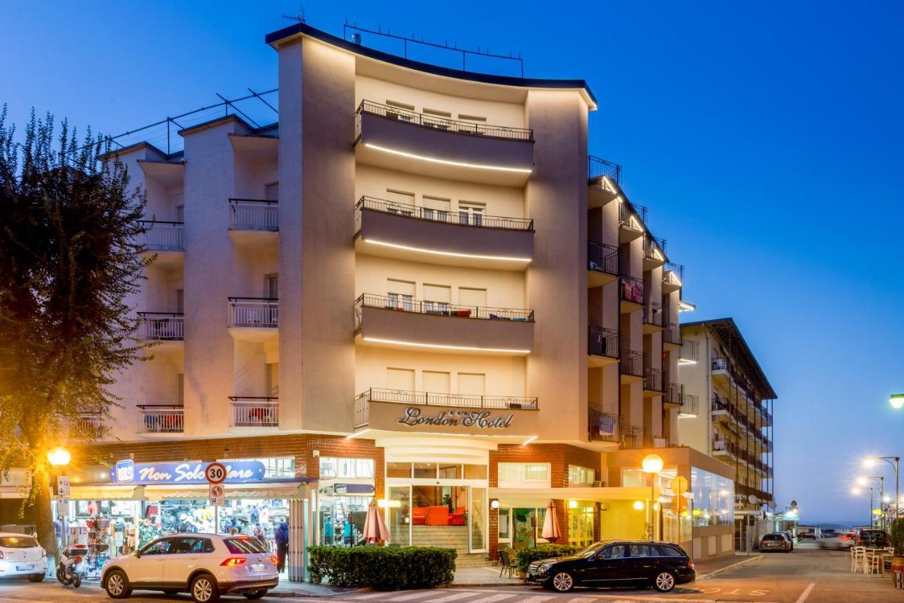 Hotel London Каттолика Экстерьер фото