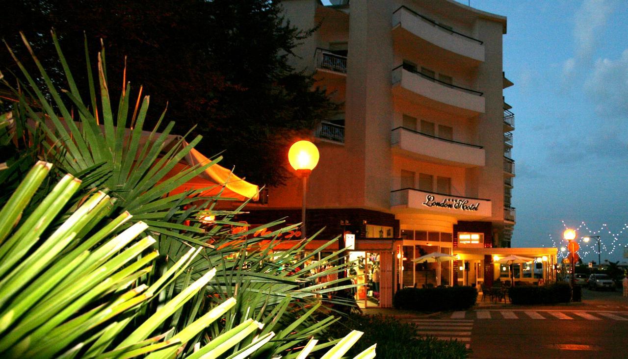 Hotel London Каттолика Экстерьер фото